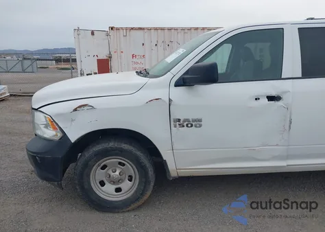 2017 Ram 1500 Tradesman 4X2 6'4 Box из США, поврежденный, VIN 1C6RR6FG2HS542566